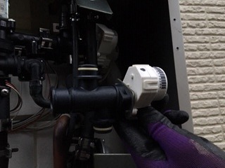東芝電気温水器　風呂電動混合弁　兵庫県尼崎市