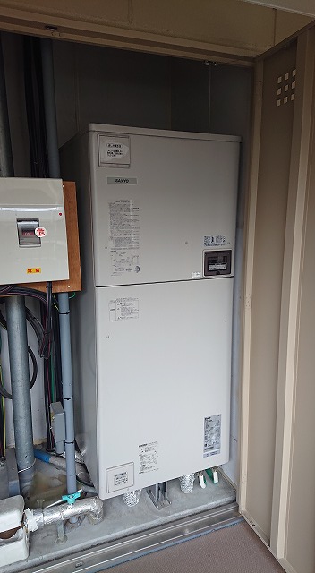 サンヨー電気温水器フルオート460Lから 三菱電気温水器フルオート460Lへ入替え　大阪府堺市