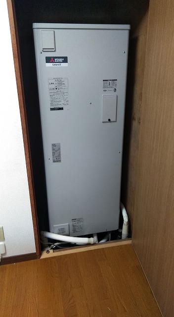 三菱電気温水器（型番不明）→三菱電気温水器　給湯専用 370Lへ　入替え　富山県魚津市