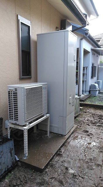 コロナ電気温水器からダイキンエコキュート460Lに入替え　富山県富山市