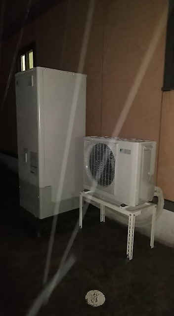 東芝電気温水器370Lからダイキンエコキュート370Lへ入替え　富山県下新川郡