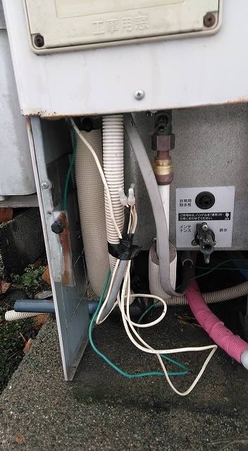 三菱エコキュートからダイキンエコキュート460Lへ入替え　富山県黒部市