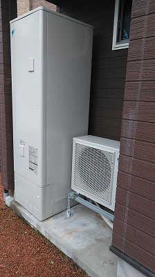 パナソニックエコキュート460Lからダイキンエコキュート460Lへ入替え　富山県黒部市