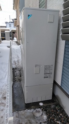 日立電気温水器フルオートからダイキンエコキュートフルオートへ入替え　富山県射水市
