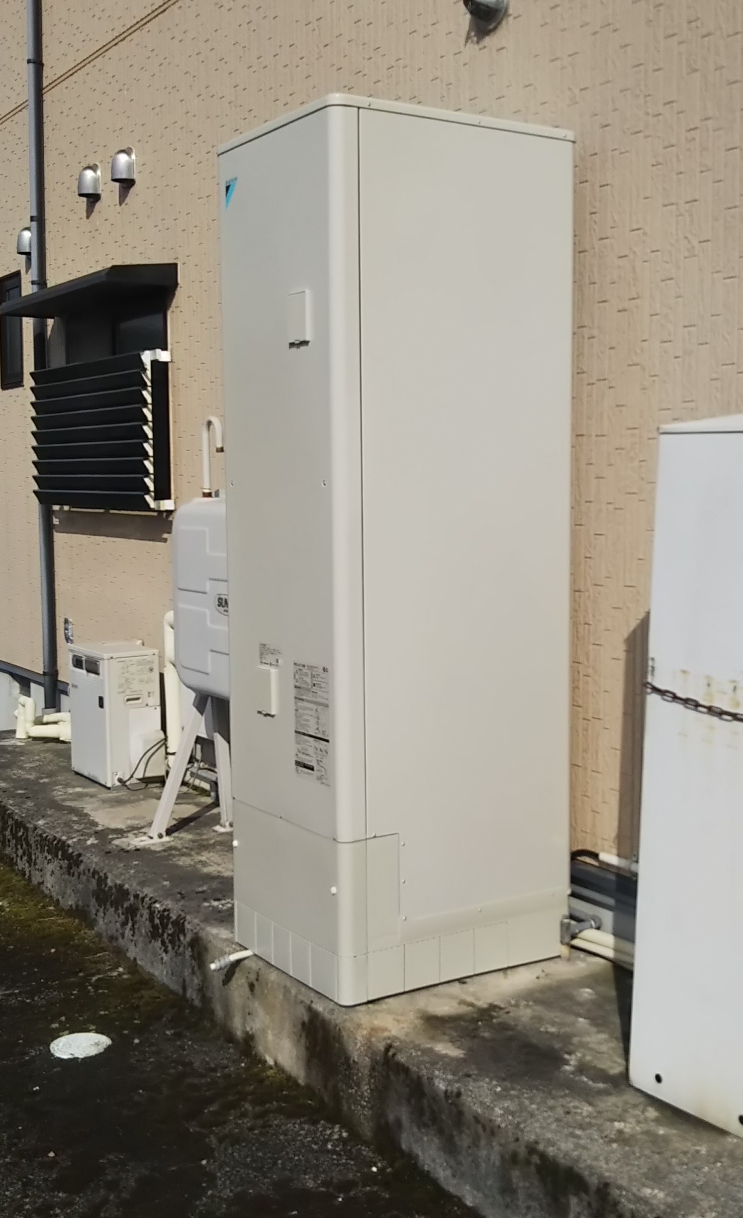 東芝電気温水器460Lからダイキンエコキュートフルオート460Lへ入替え 富山県砺波市
